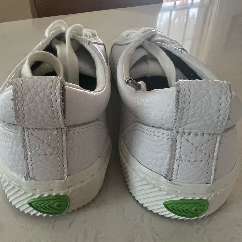 White Women's Sneakers Cariuma - Picture 5 of 14